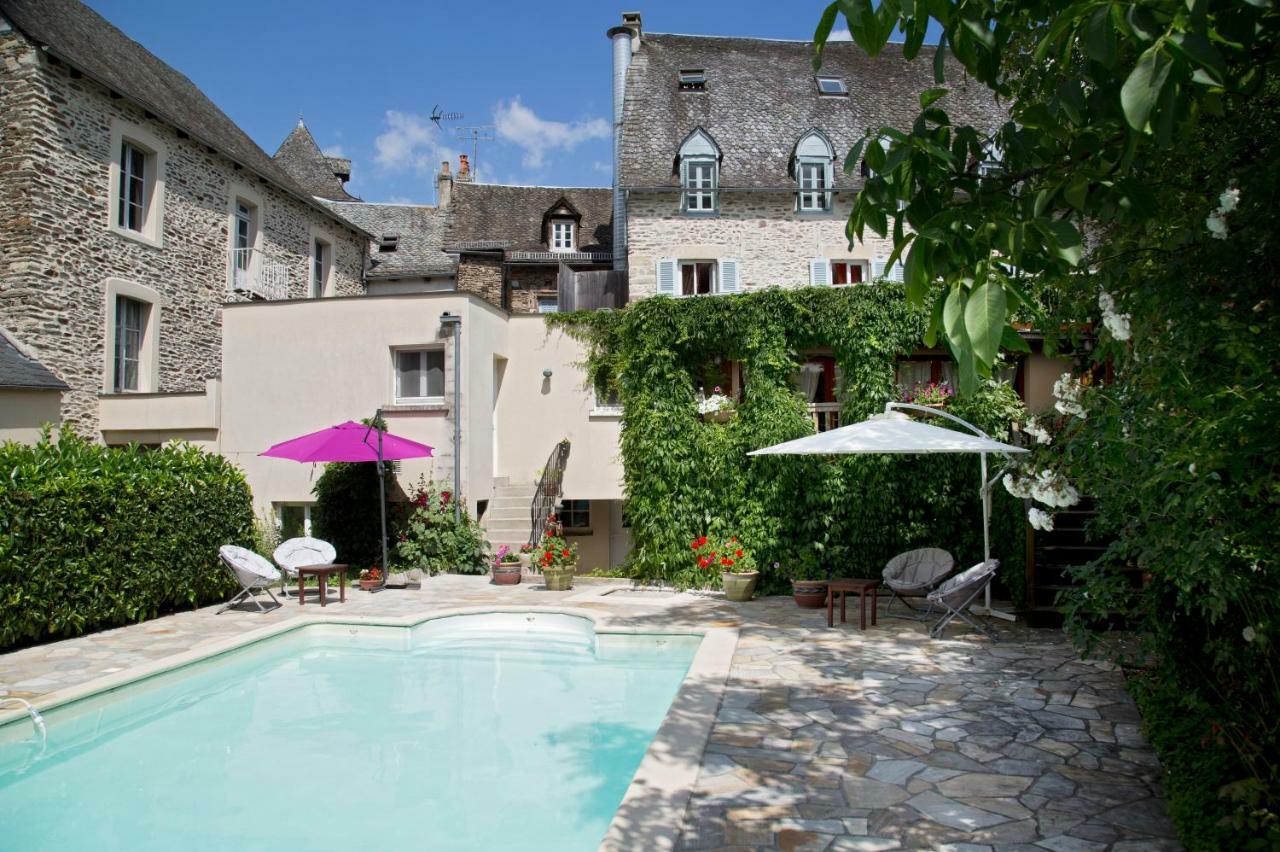 Auberge Saint Fleuret Estaing  Exterior foto